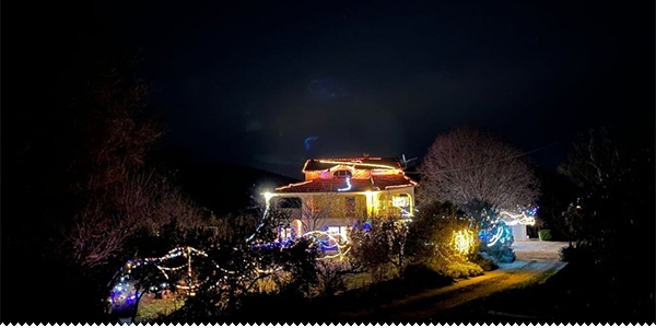 Jerko Jurič svake godine pali više tisuća lampica, a ima čak i vlastiti Advent ljubuski.info