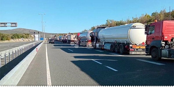 Kilometarske kolone kamiona na Bijači ljubuski.info