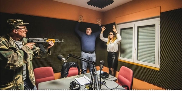 Predstava "Crnostrig u eteru" u Ljubuškom posvećena braniteljima ljubuski.info