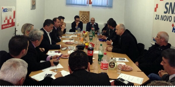 HDZ 1990: Stegovni postupak protiv Slavice Josipović sjednica