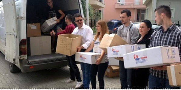 Raguž: Vrijeme je za skupljati pomoć a ne jeftine političke poene pomoć