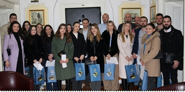 Grad Ljubuški uputio čestitku i nagradio najuspješnije studente ljubuski.info