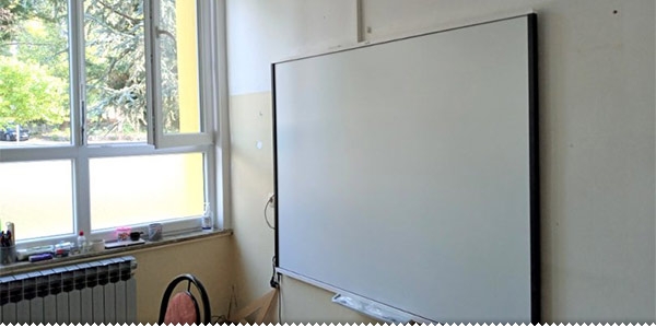 "Pametne ploče" za osam škola u ZHŽ ljubuski.info