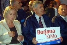 Tko tebe kamenom, ti njega kruhom ljubuski.info