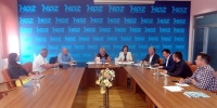 HDZ-a BiH održao sastanak za pripremu izbora za XI izbornu jedinicu i Lokalne izbore u BiH HDZ-a BiH održao sastanak za pripremu izbora za XI izbornu jedinicu i Lokalne izbore u BiH